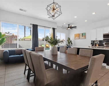 43452 Freesia Place - Photo Thumbnail 12