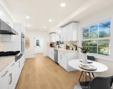 2020 Oak Valley - Photo Thumbnail 9