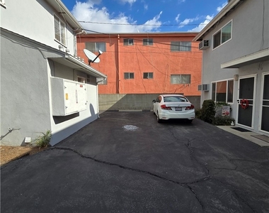 502 Cypress Avenue - Photo Thumbnail 1