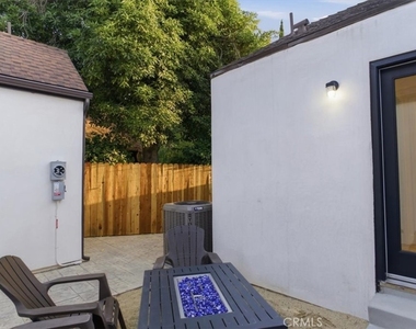 900 Brier Lane - Photo Thumbnail 11