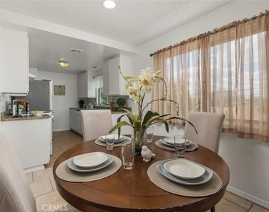 1130 W Huntington Drive - Photo Thumbnail 10