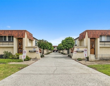 1130 W Huntington Drive - Photo Thumbnail 4