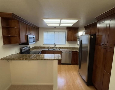 3152 Heather Ridge Dr - Photo Thumbnail 6