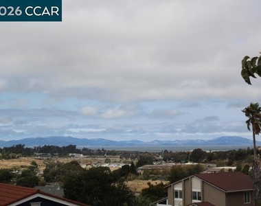 190 Iris Rd - Photo Thumbnail 40