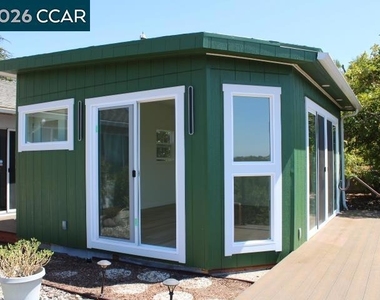 190 Iris Rd - Photo Thumbnail 33