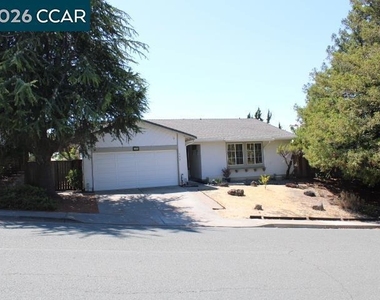 190 Iris Rd - Photo Thumbnail 41