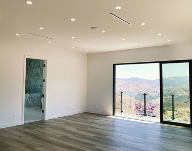 1700 Cadenhorn Drive - Photo Thumbnail 25