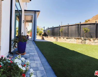 1700 Cadenhorn Drive - Photo Thumbnail 52
