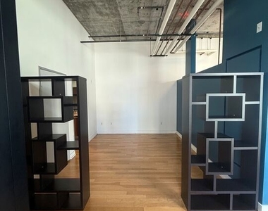 645 W 9th Street - Photo Thumbnail 3