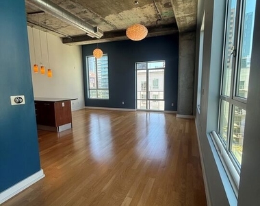 645 W 9th Street - Photo Thumbnail 16