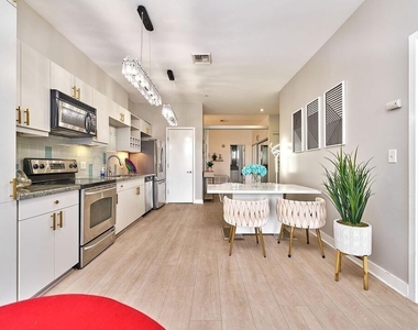 3810 Wilshire Boulevard - Photo Thumbnail 13