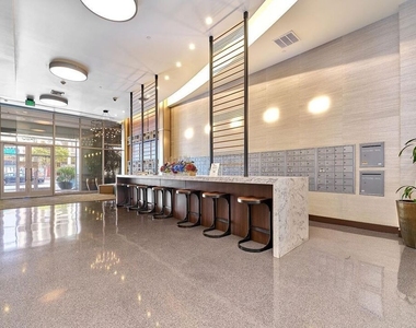 3810 Wilshire Boulevard - Photo Thumbnail 27