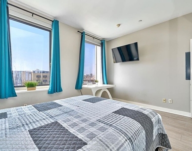 3810 Wilshire Boulevard - Photo Thumbnail 23