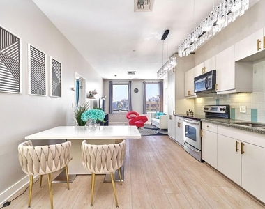 3810 Wilshire Boulevard - Photo Thumbnail 3