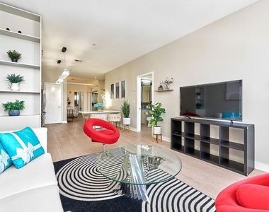 3810 Wilshire Boulevard - Photo Thumbnail 11