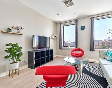 3810 Wilshire Boulevard - Photo Thumbnail 10