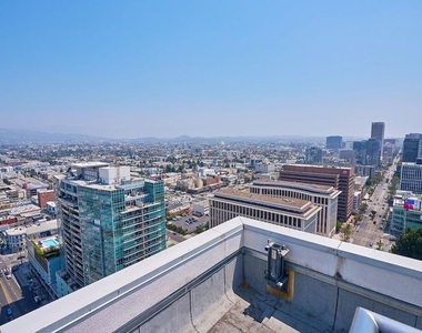 3810 Wilshire Boulevard - Photo Thumbnail 34