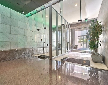 3810 Wilshire Boulevard - Photo Thumbnail 29