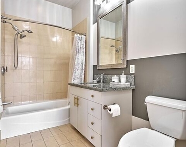 3810 Wilshire Boulevard - Photo Thumbnail 25