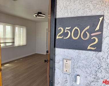2504 W 85th Street - Photo Thumbnail 3
