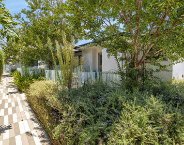1446 Yale Street - Photo Thumbnail 10