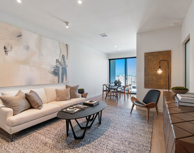3688 Overland Avenue - Photo Thumbnail 2