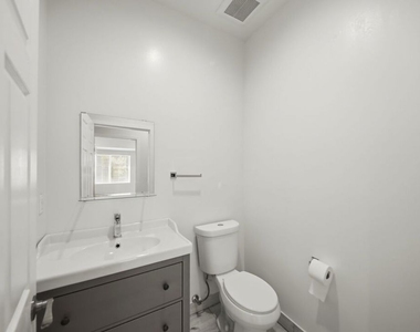 2910 Budlong Avenue - Photo Thumbnail 31