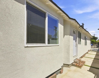 2910 Budlong Avenue - Photo Thumbnail 41