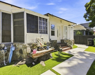 2910 Budlong Avenue - Photo Thumbnail 6