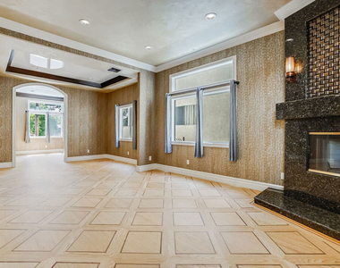 4520 Fulton Avenue - Photo Thumbnail 1