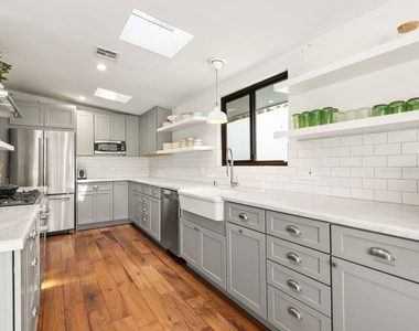 3744 Buena Park Drive - Photo Thumbnail 7