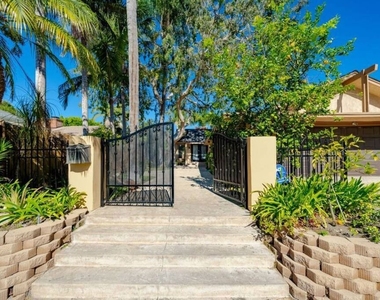 11331 Isleta Street - Photo Thumbnail 36