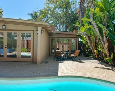 11331 Isleta Street - Photo Thumbnail 20