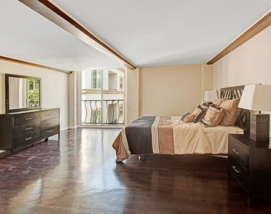 600 E Olive Avenue - Photo Thumbnail 10