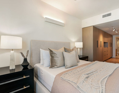 3688 Overland Avenue - Photo Thumbnail 9