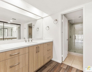 505 S Farrell Drive - Photo Thumbnail 19