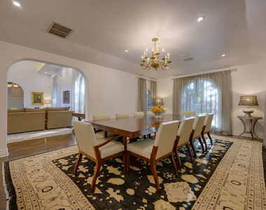 616 N Maple Drive - Photo Thumbnail 10