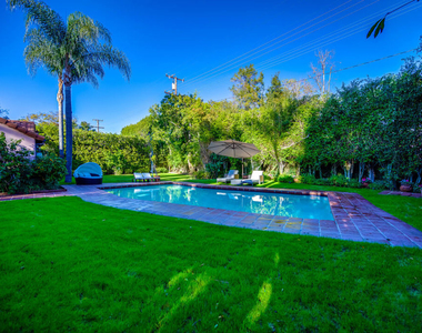 616 N Maple Drive - Photo Thumbnail 24
