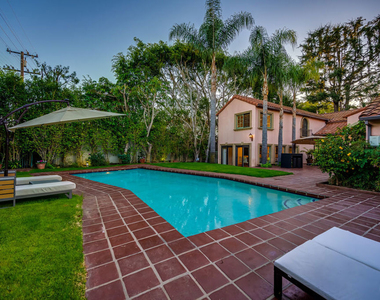 616 N Maple Drive - Photo Thumbnail 5