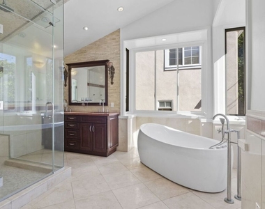 2128 Camden Avenue - Photo Thumbnail 15