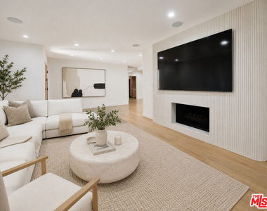 5953 Oakdale Avenue - Photo Thumbnail 22