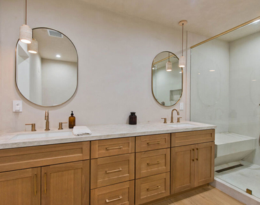 5953 Oakdale Avenue - Photo Thumbnail 31