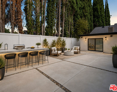 5953 Oakdale Avenue - Photo Thumbnail 12