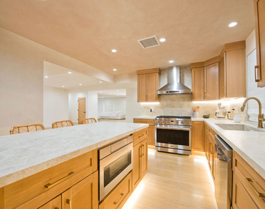 5953 Oakdale Avenue - Photo Thumbnail 17