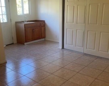 2311 Malcolm Avenue - Photo Thumbnail 17