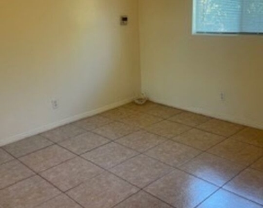 2311 Malcolm Avenue - Photo Thumbnail 18