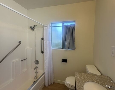 7359 Amestoy Avenue - Photo Thumbnail 29