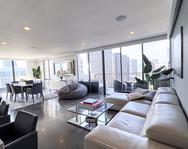 2160 Century Park East - Photo Thumbnail 14