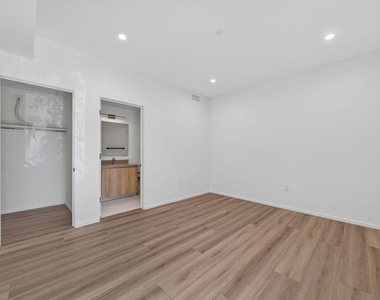 1853 12th Street - Photo Thumbnail 11