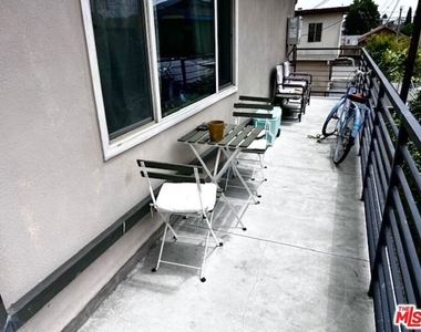 1336 W 37th Drive - Photo Thumbnail 9